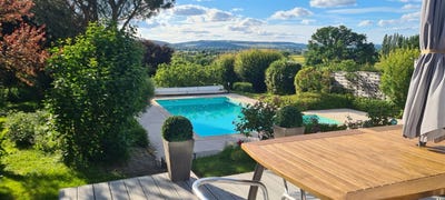 /international/fr/saint-gengoux-le-national-burgundy-310108131663/