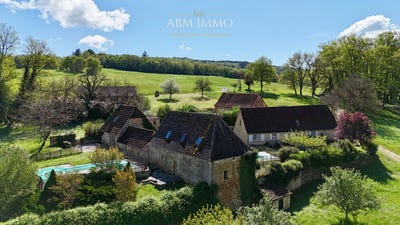 /international/fr/les-eyzies-aquitaine-310108317326/