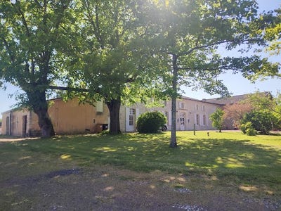 /international/fr/blaye-aquitaine-310100935884/?lang=zh-tw