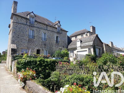 /international/fr/jugon-les-lacs-brittany-310104310164/