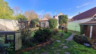 /international/fr/gallardon-centre-val-de-loire-120088737925/