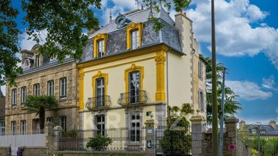 /international/fr/dinan-brittany-310108553727/