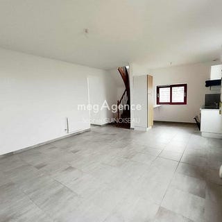 /international/fr/mauleon-charente-310103080705/