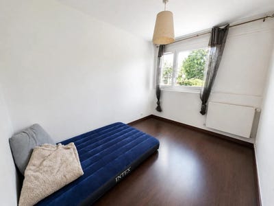 /international/fr/evry-courcouronnes-ile-de-france-310120008374/