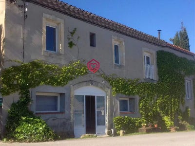 /international/fr/carcassonne-languedoc-roussillon-310107257223/