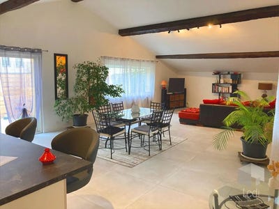 /international/fr/montelimar-rhone-310098871910/