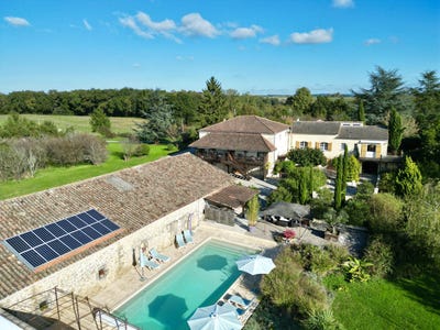 /international/fr/tombeboeuf-aquitaine-120095860394/