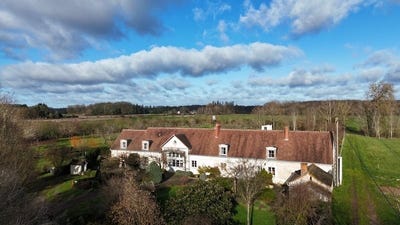/international/fr/fondettes-centre-val-de-loire-310107651163/