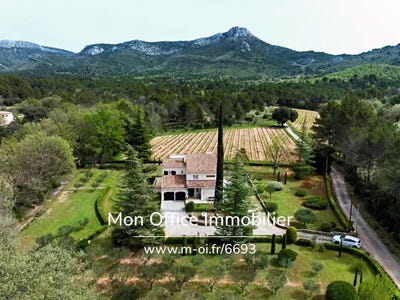 /international/fr/trets-provence-alpes-cote-d-azur-310120009462/