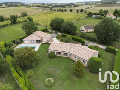 /international/fr/saint-paul-cap-de-joux-midi-pyrenees-310108949325/