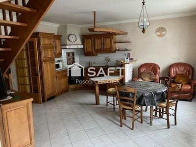 /international/fr/trelaze-pays-de-la-loire-310105347649/