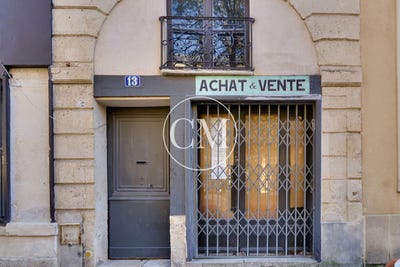/international/fr/versailles-ile-de-france-310098841249/