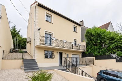 /international/fr/montreuil-ile-de-france-310108943392/