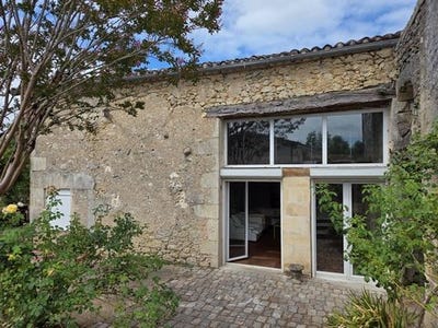/international/fr/saint-vivien-aquitaine-310119435903/