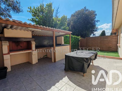 /international/fr/montescot-languedoc-roussillon-310108323293/