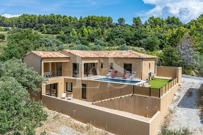 /international/fr/vacqueyras-provence-alpes-cote-d-azur-310110091815/