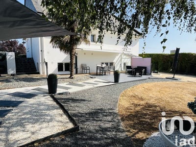 /international/fr/guipry-brittany-310100855238/?lang=en