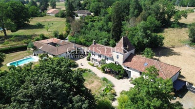 /international/fr/roussines-charente-310109228398/?lang=zh-cn