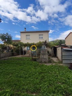 /international/fr/branoux-les-taillades-languedoc-roussillon-310102677388/