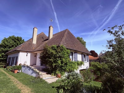 /international/fr/lussac-les-eglises-limousin-310107948948/