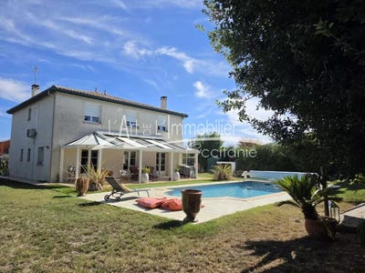 /international/fr/fenouillet-midi-pyrenees-310105824738/