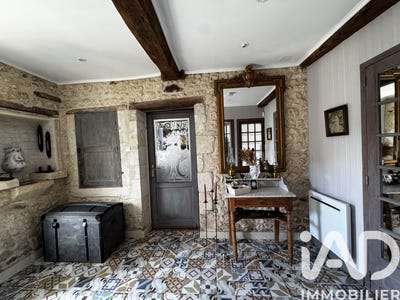 /international/fr/saint-bonnet-sur-gironde-charente-310107088299/