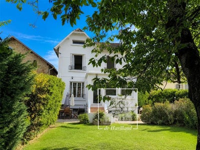 /international/fr/le-vesinet-ile-de-france-310108406209/