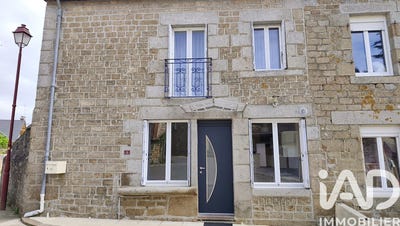 /international/fr/saint-christophe-de-valains-brittany-310108785117/
