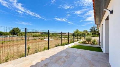 /international/fr/saint-jean-lasseille-languedoc-roussillon-310120009731/