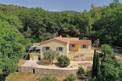 /international/fr/fayence-provence-alpes-cote-d-azur-310109095708/