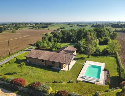 /international/fr/monflanquin-aquitaine-310108592922/