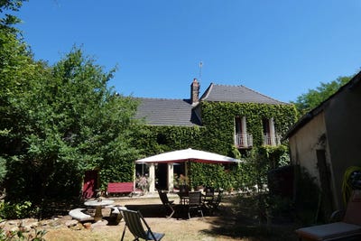 /international/fr/le-creusot-burgundy-310109746634/