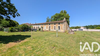 /international/fr/bussac-foret-charente-310108428376/