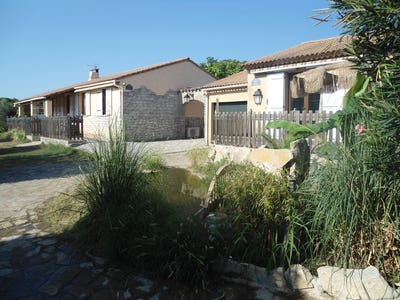 /international/fr/lezan-languedoc-roussillon-310109966476/