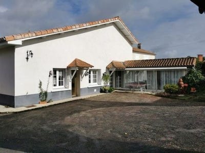/international/fr/rouillac-charente-120096346377/?lang=zh-tw