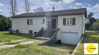 /international/fr/hautefage-la-tour-aquitaine-310106798058/