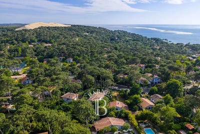 /international/fr/pyla-sur-mer-aquitaine-310100439863/