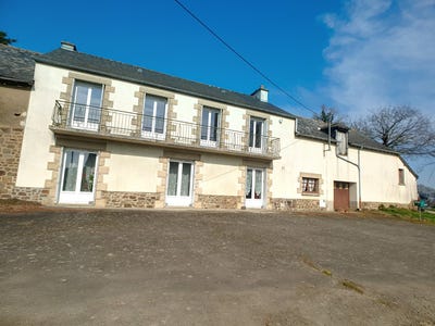 /international/fr/tinteniac-brittany-310098797051/