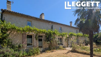 /international/fr/blanzay-charente-310100826582/