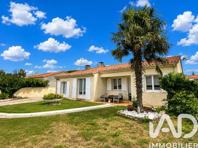 /international/fr/vaire-pays-de-la-loire-310108777739/