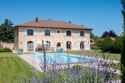 /international/fr/echenevex-aquitaine-310099656953/