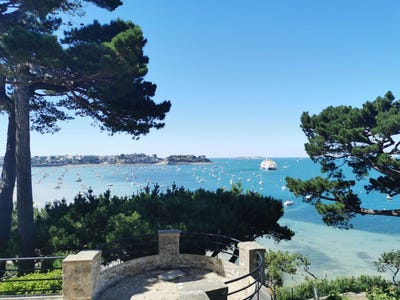/international/fr/dinard-brittany-310101034757/?lang=en