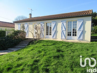 /international/fr/bressuire-charente-310096784101/