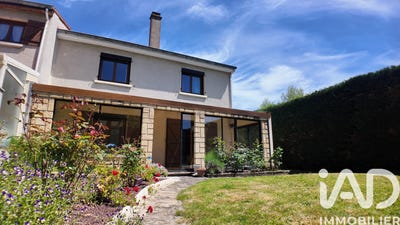 /international/fr/le-chambon-feugerolles-rhone-310108321125/