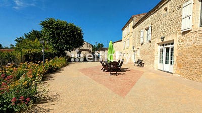 /international/fr/asnieres-sur-nouere-charente-310108899632/?lang=pt