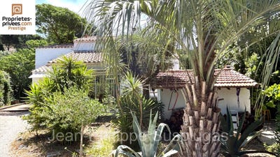 /international/fr/saint-cyr-sur-mer-provence-alpes-cote-d-azur-310109228196/