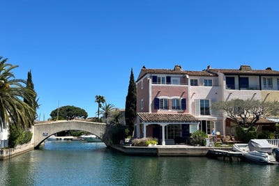 /international/fr/port-grimaud-hh-15727152-port-grimaud-provence-alpes-cote-d-azur-310100959152/?lang=zh-tw