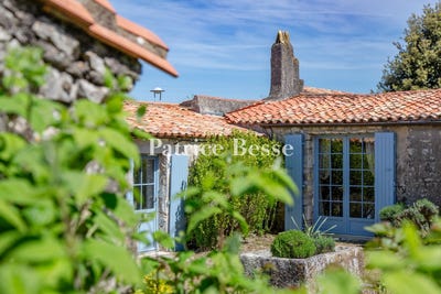 /international/fr/la-flotte-charente-310107743652/