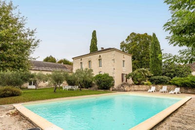 /international/fr/montcuq-midi-pyrenees-310101176079/?lang=zh-tw