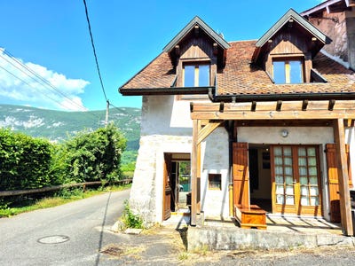 /international/fr/clarafond-arcine-rhone-310108893085/?lang=it